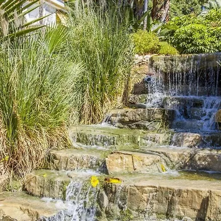 Cozy In Golden Mile Διαμέρισμα *