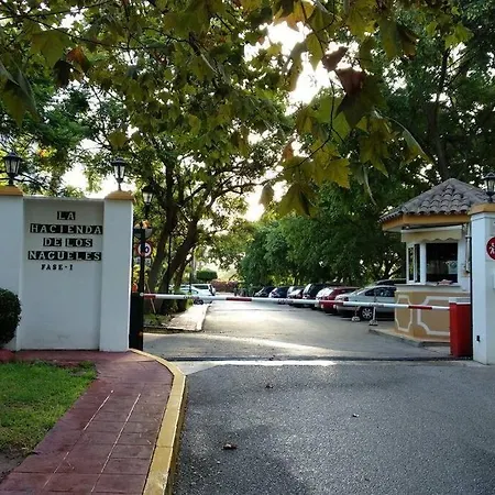 Διαμέρισμα Cozy In Golden Mile