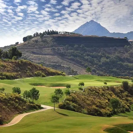 Cozy In Golden Mile Μαρμπέλλα