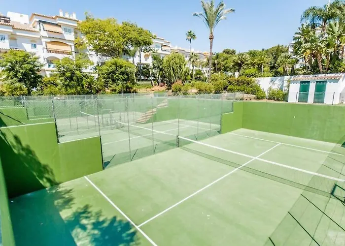 Daire Cozy In Golden Mile Marbella