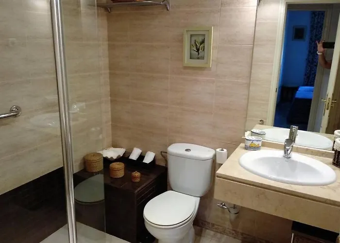 Cozy In Golden Mile *