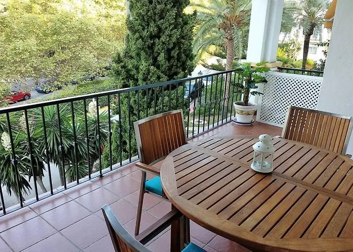 Daire Cozy In Golden Mile Marbella