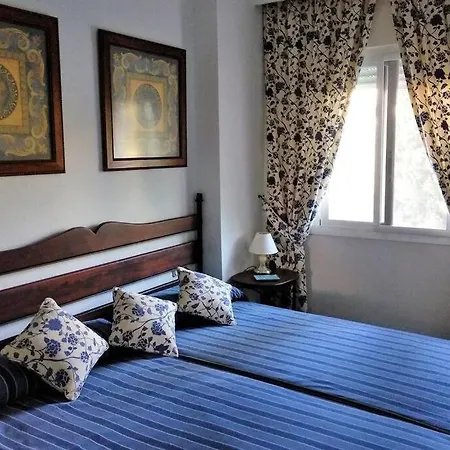 Cozy In Golden Mile *